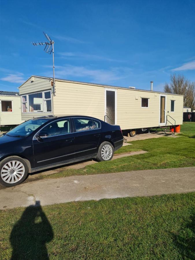 Cosy, Family Caravan Near The Beach Clacton-on-Sea Dış mekan fotoğraf